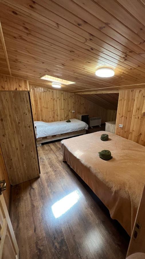 Apartment стильні та просторі «d.і.м.»