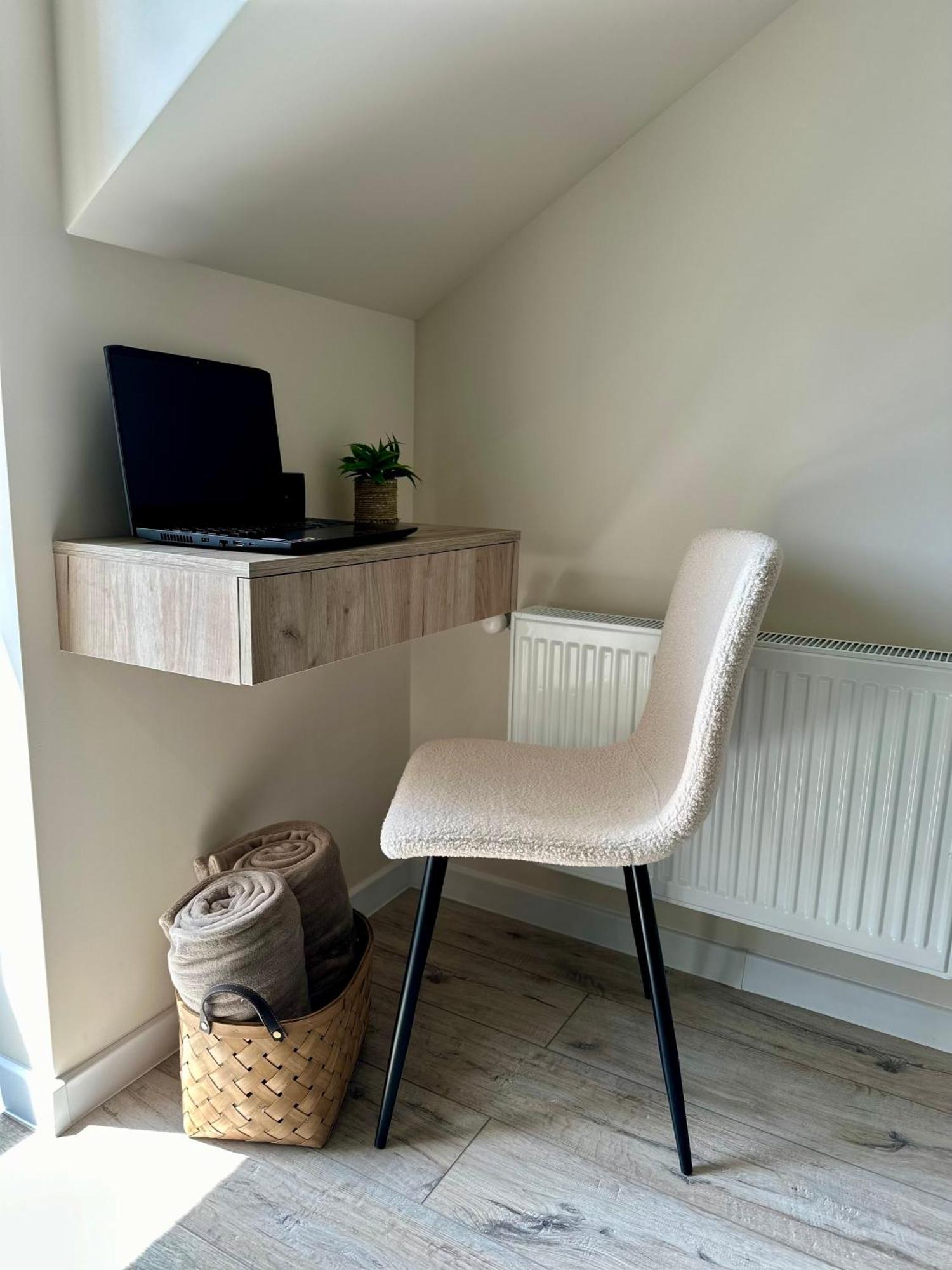 Apartment стильні та просторі «d.і.м.» Kamianets-Podilskyi